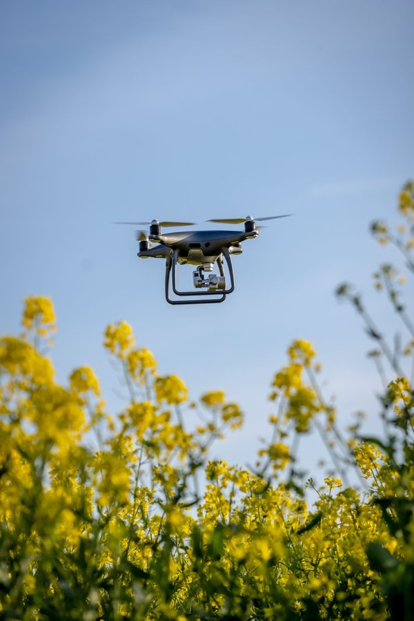 Nettoyage de toiture et façade : pourquoi opter pour le drone ?